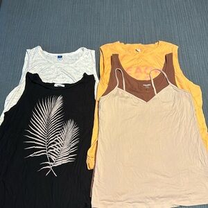 Old Navy Bundle 5 Tanks L